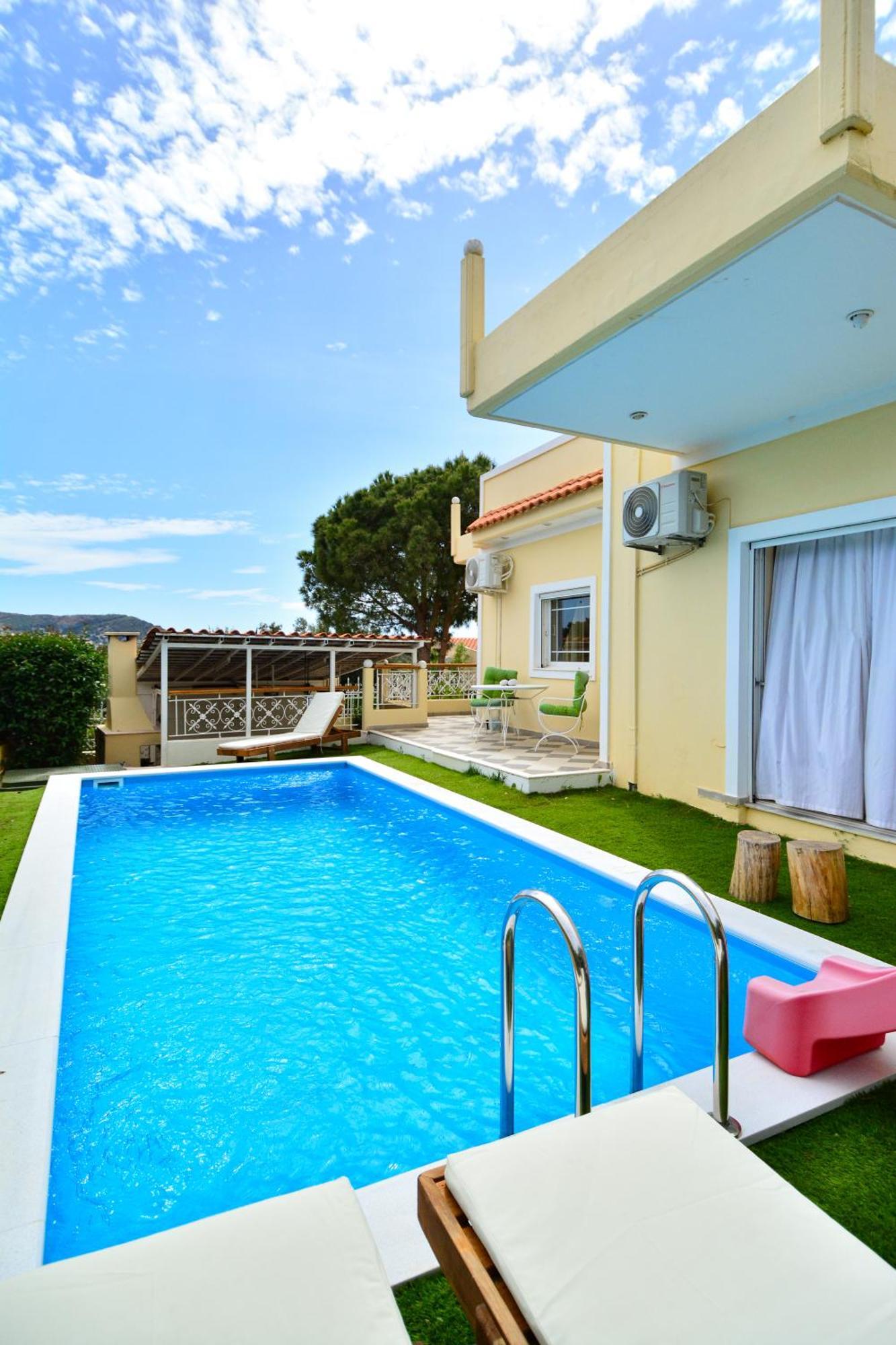 Villa Filoxenia All Seasons, Near Airport, Sea, Athens Αγία Μαρίνα Εξωτερικό φωτογραφία